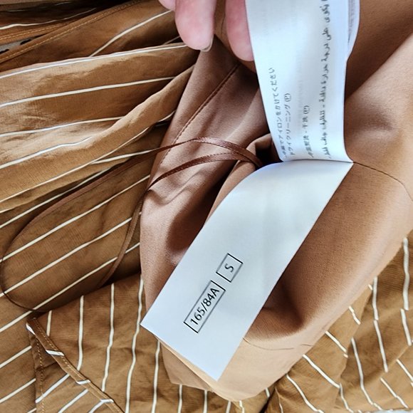 C/MEO Collective top sleeveless cropped tent tan and white size 8 - Picture 8 of 9